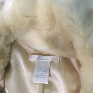 H&M Jackets & Coats - Faux fur coat H&M Jackets & Coats - Faux fur coat